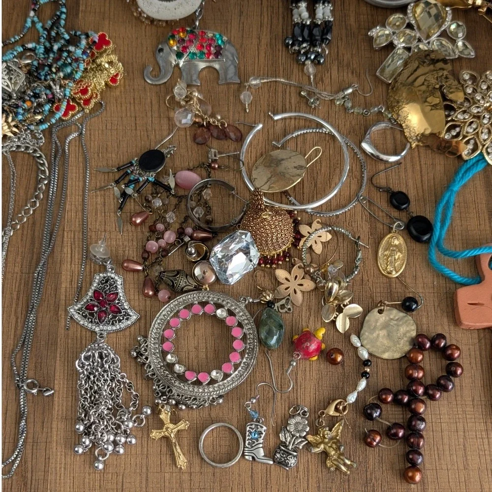 3lb Mixed Jewelry Lot Bulk Necklaces Earrings Bracelets Boho Statement Crafting